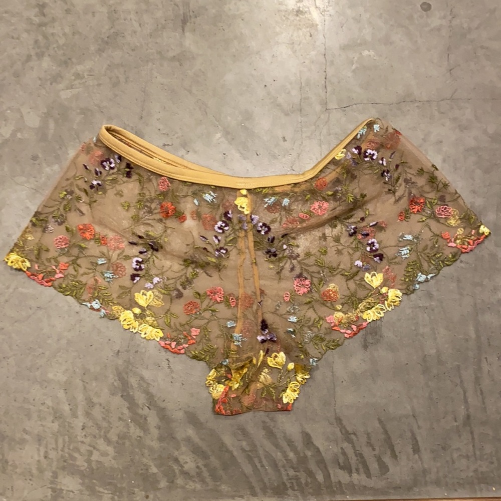 Wildflower Short - image 2